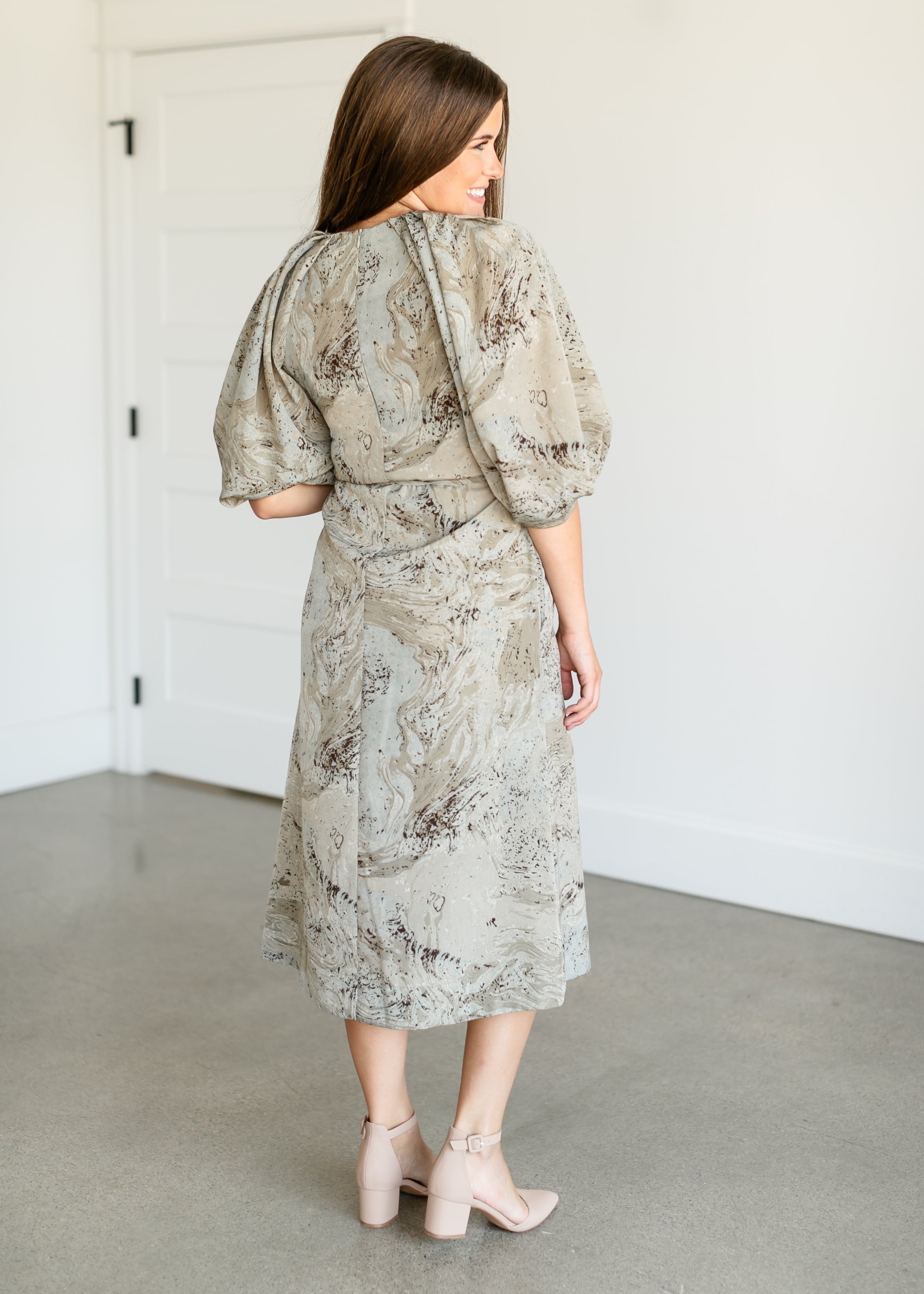 Belted 3/4 Sleeve Printed Satin Midi Dress